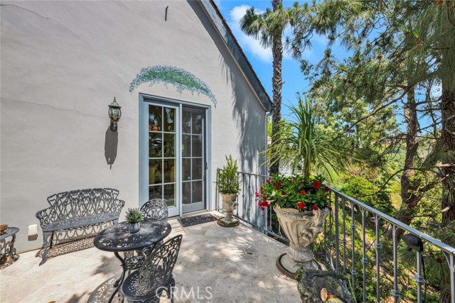 10302 Broadview Place, North Tustin CA: https://media.crmls.org/medias/50b11a49-5388-40ce-ac0b-be74e4706f6b.jpg