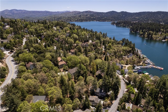 Detail Gallery Image 25 of 25 For 27663 North Bay Rd, Lake Arrowhead,  CA 92352 - 4 Beds | 3 Baths