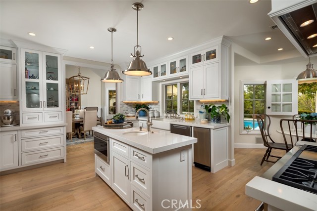 Detail Gallery Image 12 of 53 For 30602 Hunt Club Dr, San Juan Capistrano,  CA 92675 - 6 Beds | 5/1 Baths