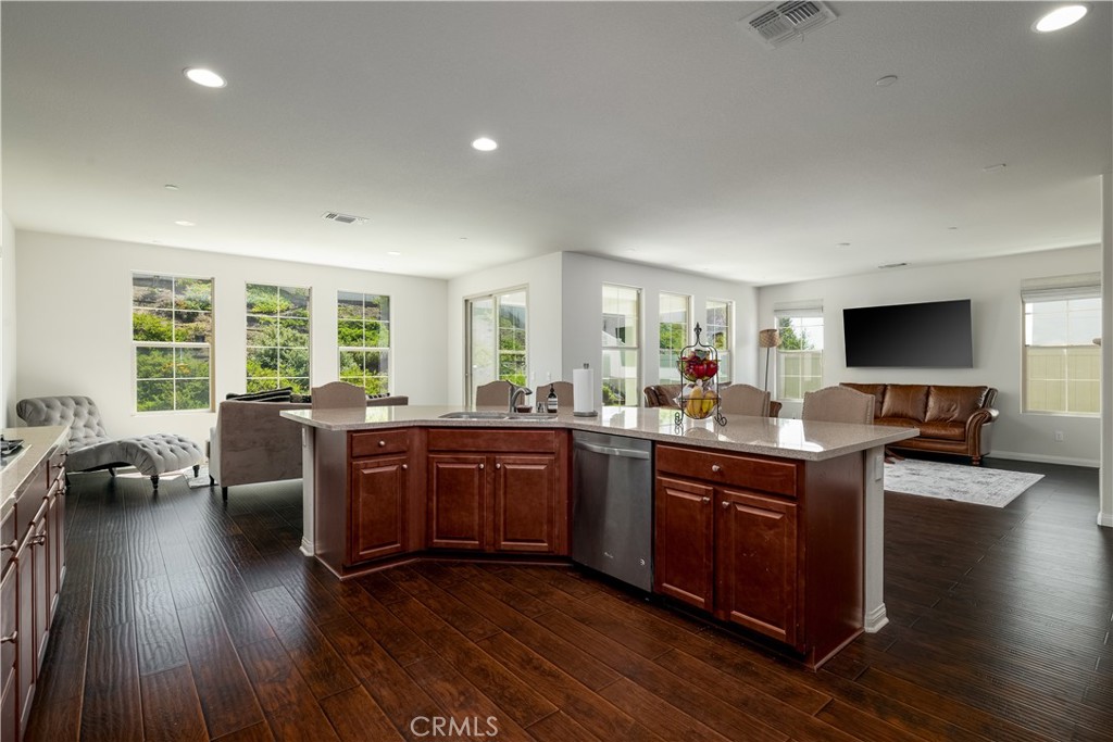 MLS #SW25070441 img 23