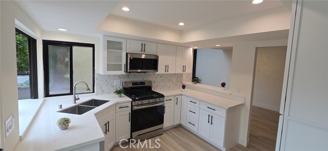 1364 Park Plaza Drive, Long Beach CA: https://media.crmls.org/medias/50b1e46a-b191-4027-bb8c-36908f0a40e0.jpg