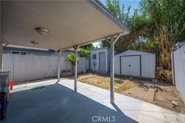 11916 168th Street, Artesia CA: https://media.crmls.org/medias/50b49a86-32bf-428e-b773-f2d9be59ba92.jpg