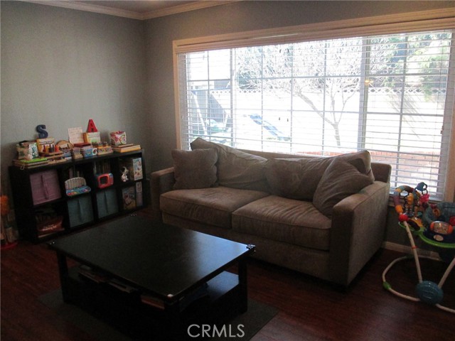 Detail Gallery Image 27 of 41 For 2281 Faust Ave, Long Beach,  CA 90815 - 3 Beds | 3 Baths