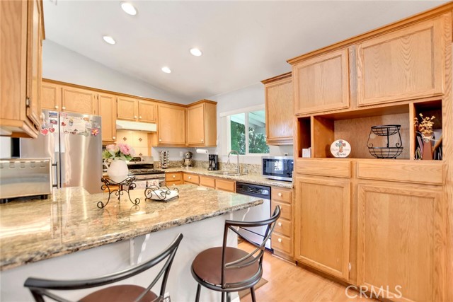 Detail Gallery Image 9 of 31 For 8844 Morgan Trail Dr, Jurupa Valley,  CA 92509 - 4 Beds | 2 Baths