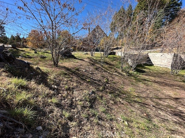 Detail Gallery Image 7 of 31 For 2379 Chicago Dr, Running Springs,  CA 92382 - – Beds | – Baths