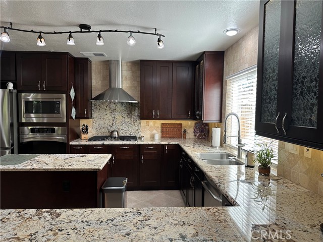 Detail Gallery Image 23 of 72 For 5370 Wrangler Dr, Fontana,  CA 92336 - 4 Beds | 2/1 Baths