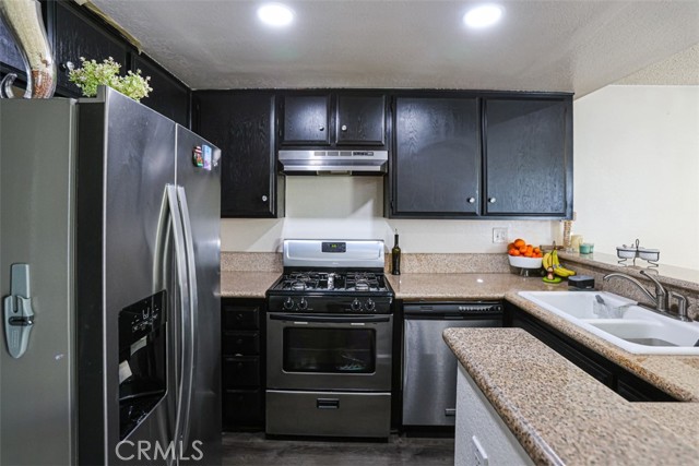 Detail Gallery Image 16 of 44 For 1712 Crystal Canyon, Azusa,  CA 91702 - 2 Beds | 1/1 Baths