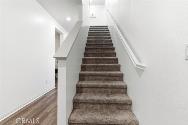 Image 24 of 50 For 15594 Raptor