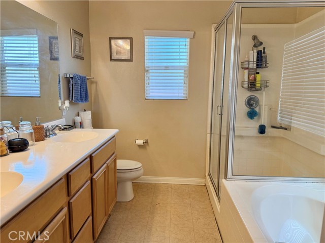 Detail Gallery Image 13 of 19 For 13640 Summit View St, Hesperia,  CA 92344 - 3 Beds | 2 Baths