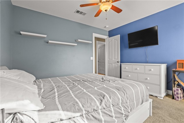 Detail Gallery Image 39 of 72 For 29724 Castlebury, Castaic,  CA 91384 - 4 Beds | 3 Baths