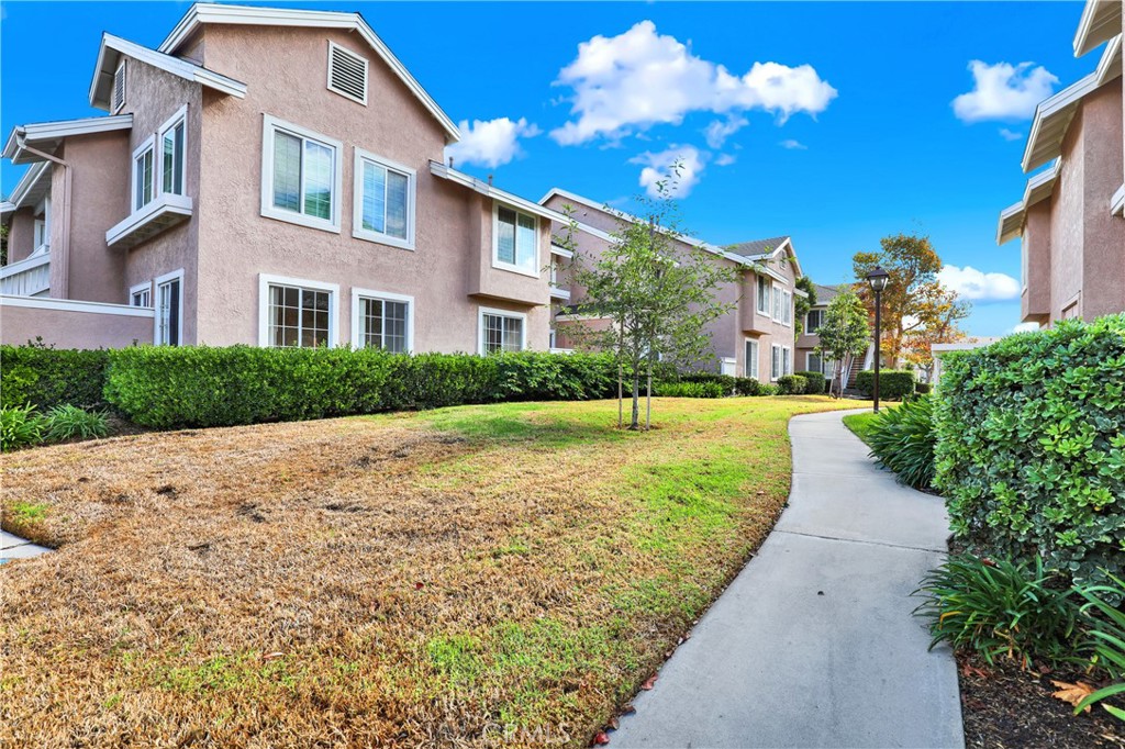 MLS #OC25245389 image #28