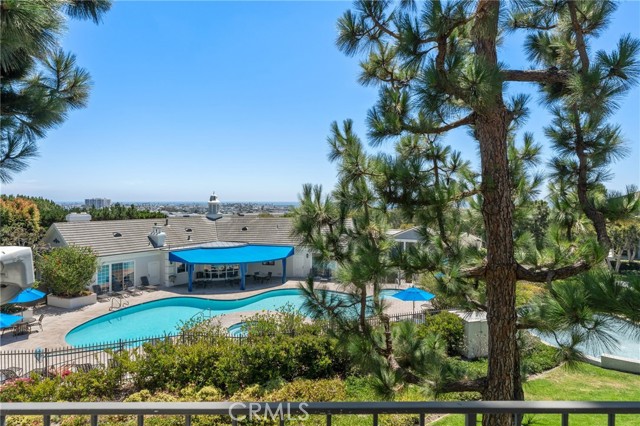 Detail Gallery Image 6 of 27 For 101 Scholz #120,  Newport Beach,  CA 92663 - 2 Beds | 2 Baths