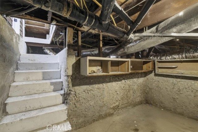 Detail Gallery Image 23 of 65 For 1521 N Bonnie Beach, Los Angeles,  CA 90063 - 5 Beds | 2/1 Baths