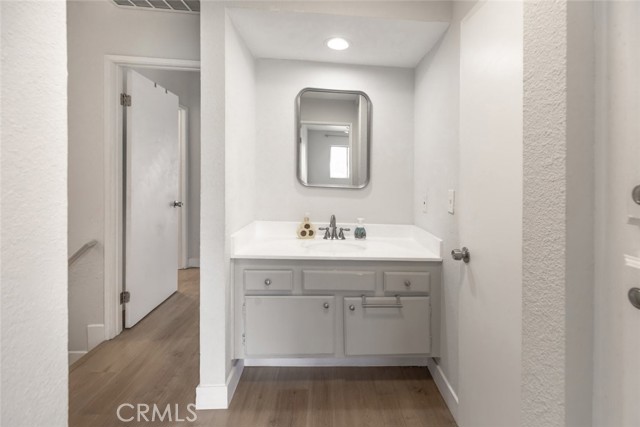 Detail Gallery Image 20 of 27 For 2850 Montrose Ave #6,  La Crescenta,  CA 91214 - 3 Beds | 3 Baths