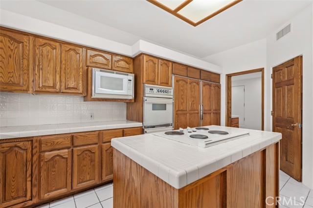 Detail Gallery Image 14 of 48 For 71410 Cholla Way, Palm Desert,  CA 92260 - 3 Beds | 3/2 Baths