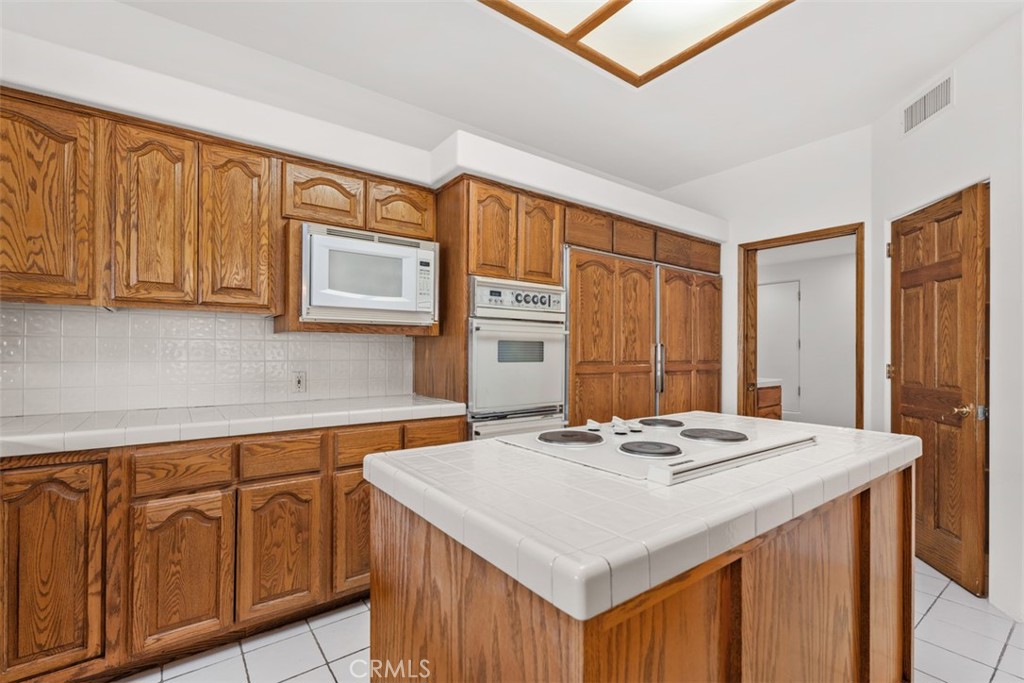 MLS #OC25226262 image #13