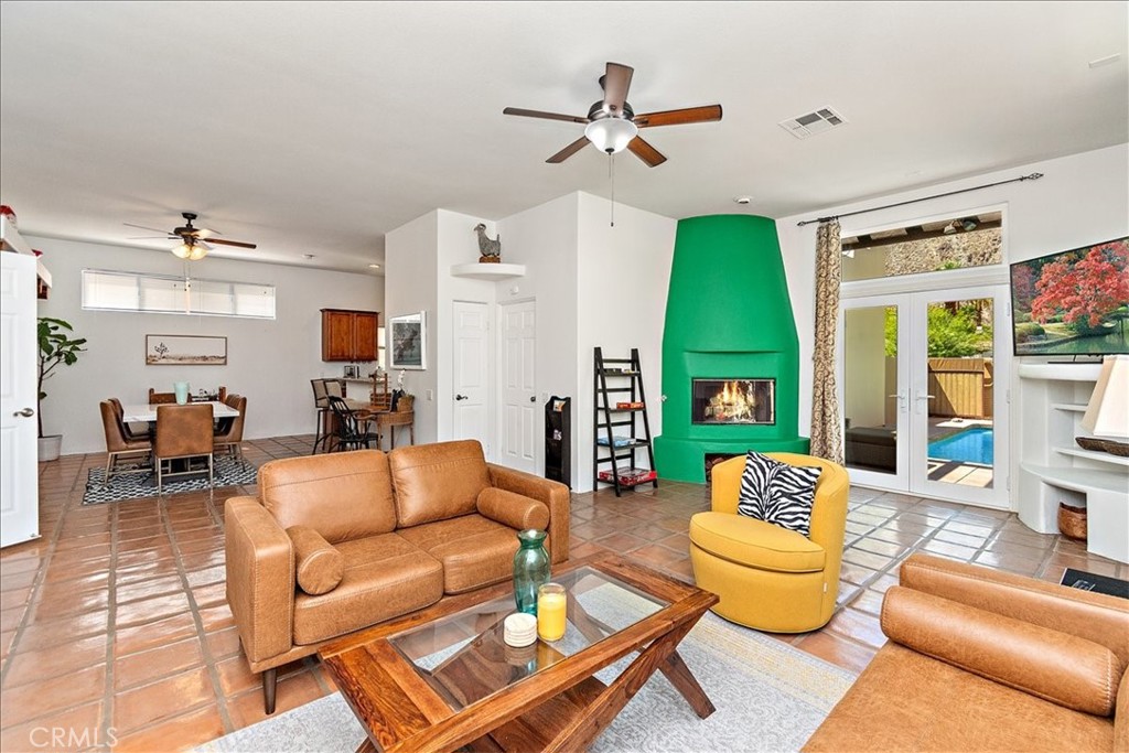 MLS #OC25260928 image #37