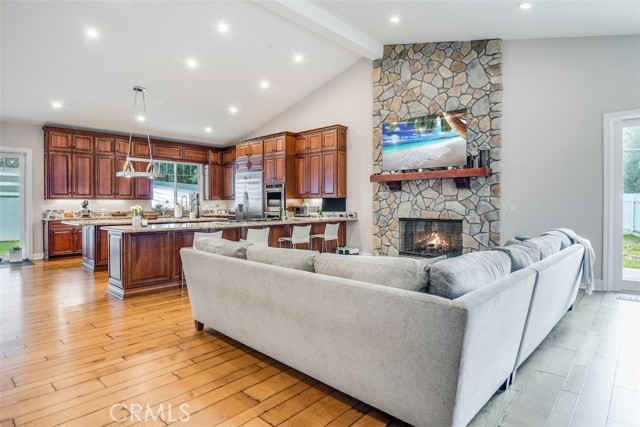 26010 Rolling Hills Road, Rolling Hills Estates, California 90274, 4 Bedrooms Bedrooms, ,4 BathroomsBathrooms,Residential,Sold,Rolling Hills,PV22014791