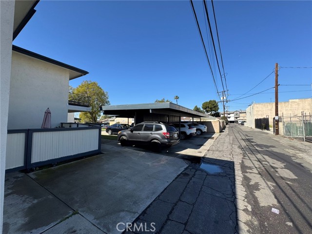 Image 10 of 37 For 9025 Mills Avenue