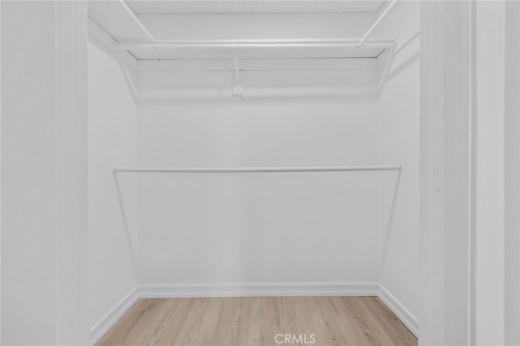https://media.crmls.org/medias/50bdb1cf-2e19-4232-b5bc-5f45d6cae995.jpg?preset=X-Large