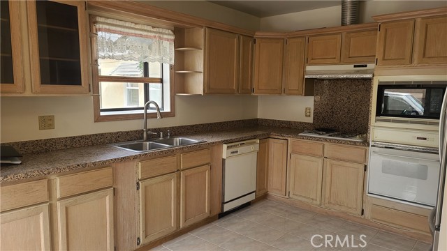 1313 W 160th Street, Gardena, CA, 90247 1313 W 160th Street, Gardena, CA, 90247