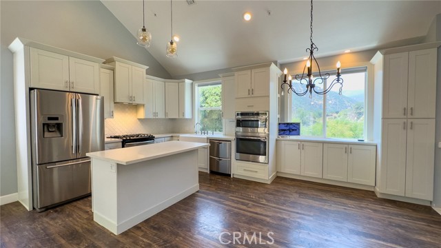 WOW STAINLESS STEEL APPILANCES, REFRIGATOR, DISHWASHER, FREESTANDING STOVE, RANGE & OVEN