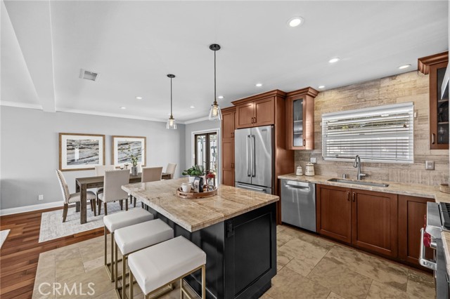 224 Pauline Place, Costa Mesa CA: https://media.crmls.org/medias/50bf64fc-8a08-43d2-a8d7-11987c54d396.jpg
