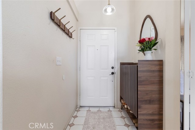 Detail Gallery Image 3 of 19 For 2416 Oakgrove St, Rosamond,  CA 93560 - 3 Beds | 2 Baths