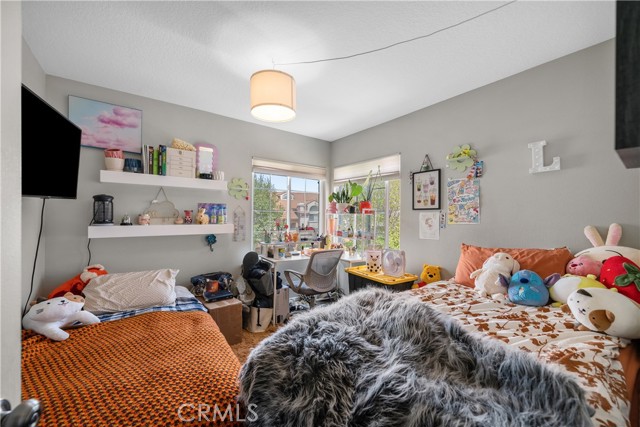 Detail Gallery Image 18 of 22 For 18114 Erik Ct #5131,  Canyon Country,  CA 91387 - 3 Beds | 2 Baths