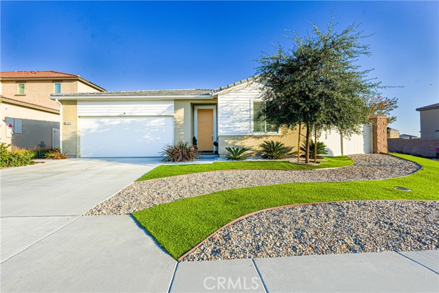 Detail Gallery Image 3 of 25 For 15630 Raptor Rd, Moreno Valley,  CA 92551 - 4 Beds | 2 Baths