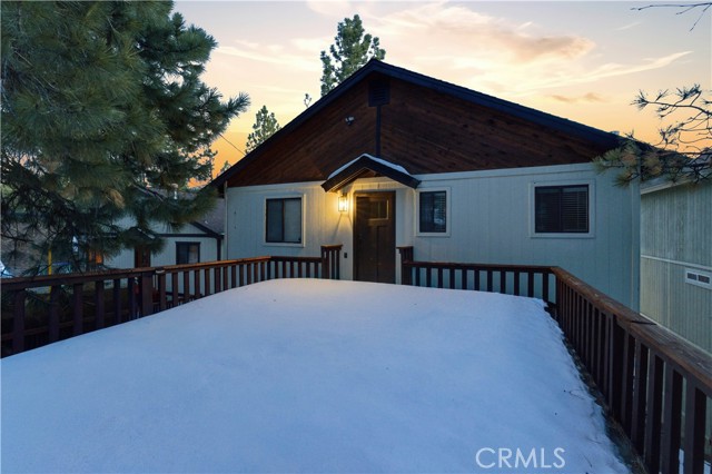 Detail Gallery Image 2 of 22 For 42677 Alta Vista Ave, Big Bear Lake,  CA 92315 - 2 Beds | 2 Baths