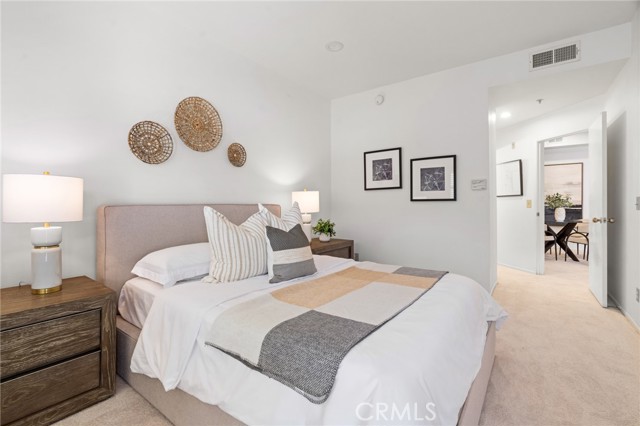 3561 Clarington Avenue, Los Angeles CA: https://media.crmls.org/medias/50c2902d-9a38-476e-9288-c7e0fe991ee8.jpg
