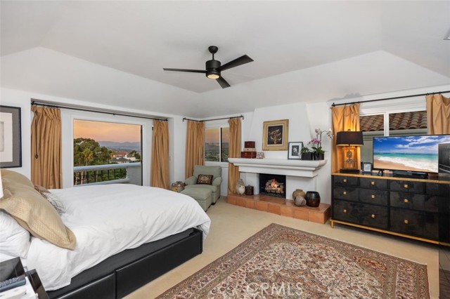 Detail Gallery Image 3 of 48 For 12 Terraza Del Mar, Dana Point,  CA 92629 - 4 Beds | 3/1 Baths