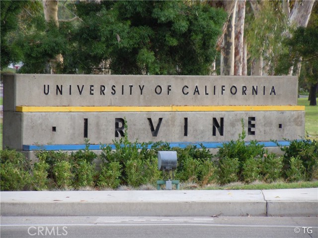 102 Brindisi, Irvine CA: https://media.crmls.org/medias/50c3f17d-2806-4ebb-98b8-ae6130ad4b08.jpg