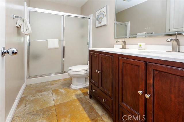 50c3f18e 2c56 40b9 B068 7d1f936bc098