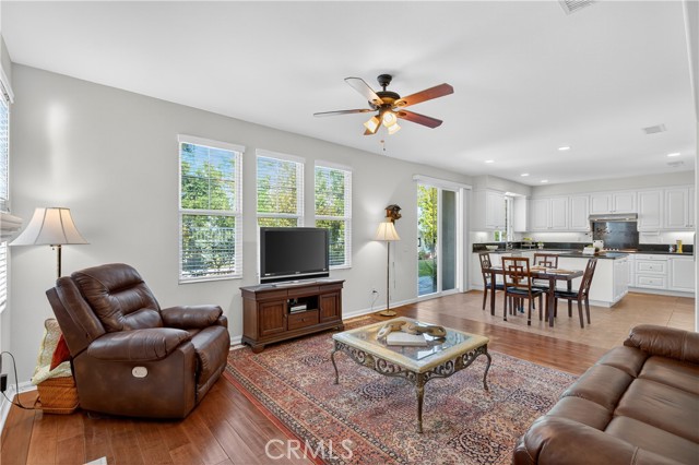 Image 10 of 46 For 26812 Peppertree Drive