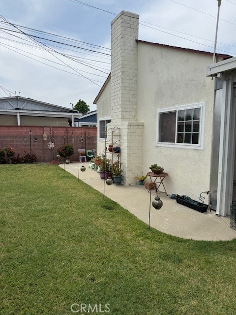 9912 Muroc Street, Bellflower CA: https://media.crmls.org/medias/50c4feff-7ee5-477c-bf37-a393632f2a7d.jpg
