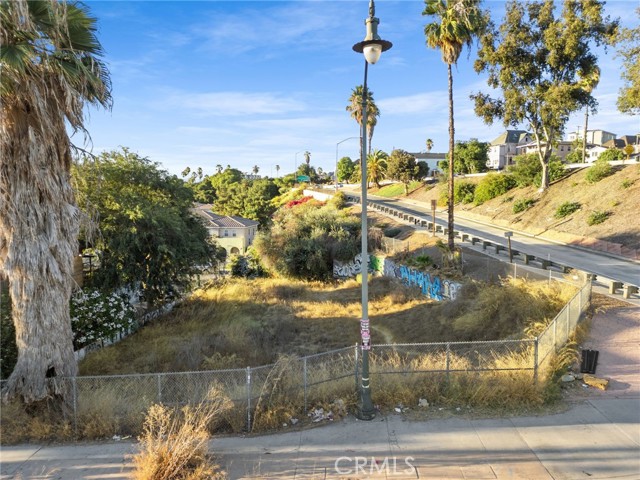 Detail Gallery Image 5 of 14 For 1623 E 1st St, Los Angeles,  CA 90033 - – Beds | – Baths