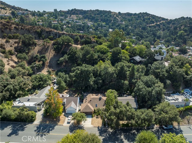 Detail Gallery Image 46 of 53 For 2516 E Glenoaks Bld, Glendale,  CA 91206 - 3 Beds | 2 Baths