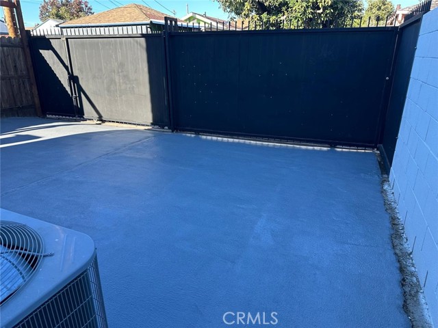 Detail Gallery Image 3 of 5 For 2208 W Olympic, Montebello,  CA 90640 - 3 Beds | 1/1 Baths