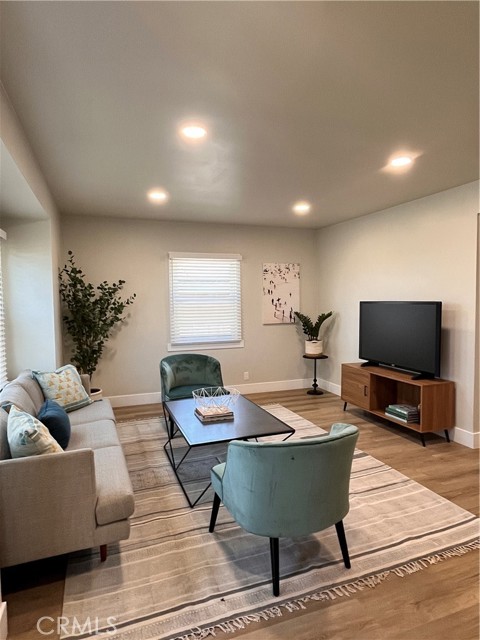 1610 266th Street, Harbor City CA: https://media.crmls.org/medias/50c59b04-93ec-4b17-9fe7-1825f169f41c.jpg