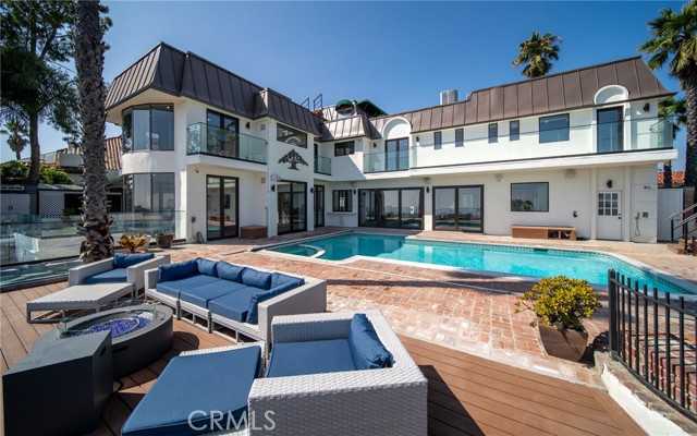 Detail Gallery Image 84 of 200 For 7930 Vulcan Dr, Los Angeles,  CA 90046 - 7 Beds | 8/1 Baths