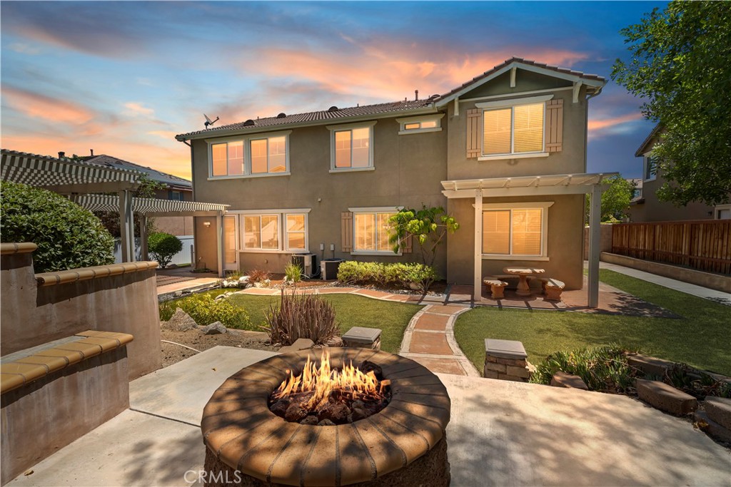 MLS #OC25133999 img 1