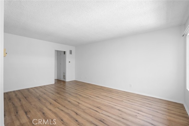 1422 N Curson Avenue, Los Angeles CA: https://media.crmls.org/medias/50c725d4-8262-48d1-b1c9-3a84f2377474.jpg