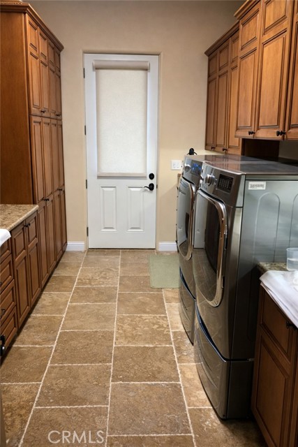 Detail Gallery Image 20 of 30 For 775 Riata Ln, Nipomo,  CA 93444 - 4 Beds | 4/1 Baths