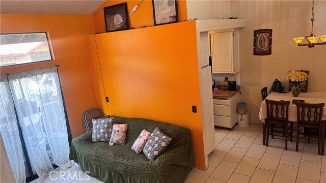 Detail Gallery Image 7 of 18 For 18193 Sundowner Way #816,  Canyon Country,  CA 91387 - 2 Beds | 2 Baths