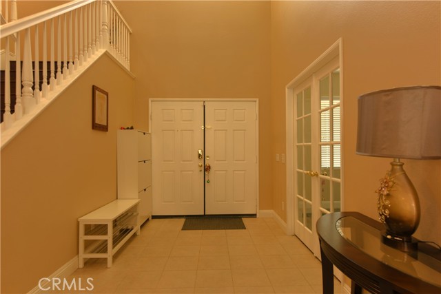 Detail Gallery Image 7 of 63 For 6137 Playfair Way, Corona,  CA 92880 - 5 Beds | 3/1 Baths