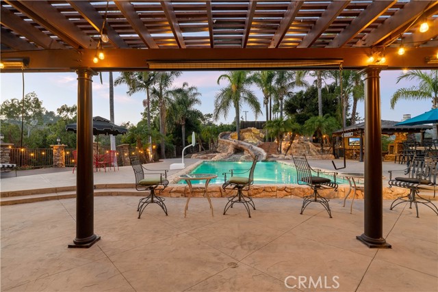 Detail Gallery Image 12 of 66 For 607 West, La Habra Heights,  CA 90631 - 5 Beds | 4 Baths