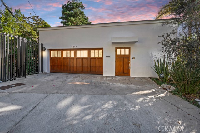 Detail Gallery Image 34 of 35 For 8246 Woodshill Trl, Los Angeles,  CA 90069 - 5 Beds | 5 Baths