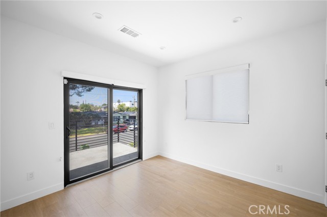 5826 Craner Avenue, North Hollywood CA: https://media.crmls.org/medias/50cbb1f5-a3dc-4762-8fd3-5168092f869f.jpg